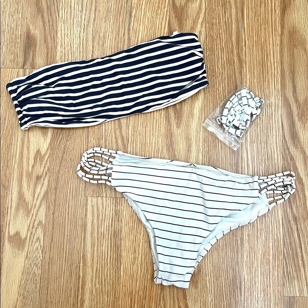 Billabong reversible top bikini, black & white, M